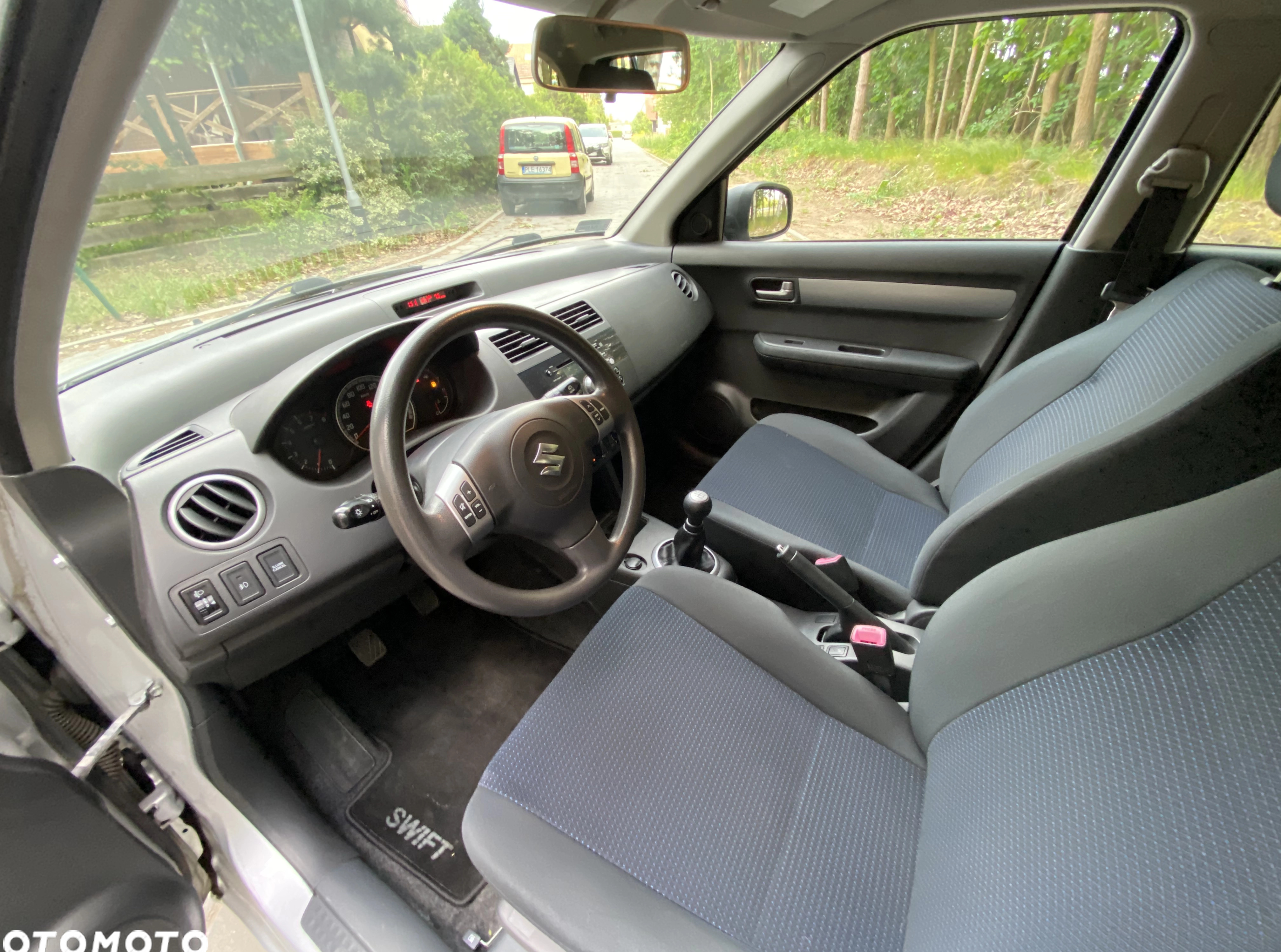Suzuki Swift cena 17200 przebieg: 100800, rok produkcji 2010 z Wrocław małe 301